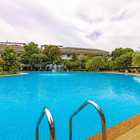 4 Bedroom Townhouse In Great Location! Huahin Kültér fotó