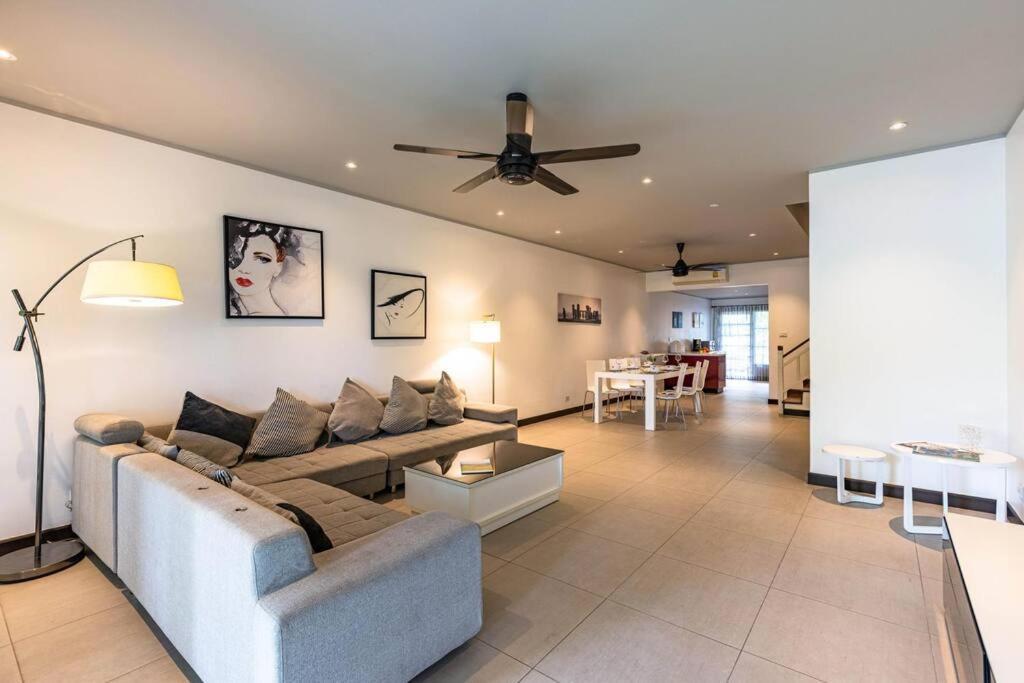 4 Bedroom Townhouse In Great Location! Huahin Kültér fotó