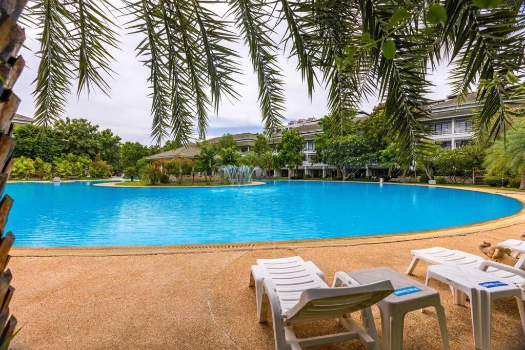 4 Bedroom Townhouse In Great Location! Huahin Kültér fotó