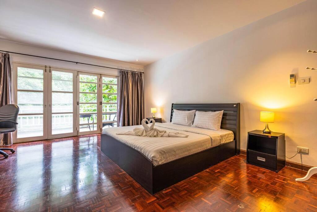 4 Bedroom Townhouse In Great Location! Huahin Kültér fotó