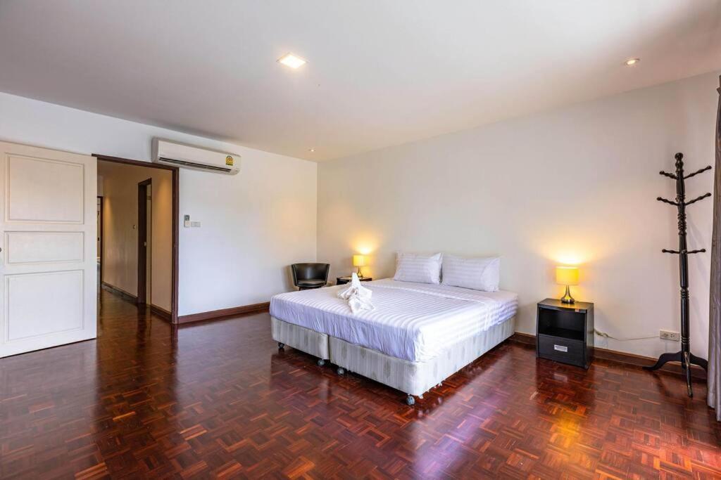 4 Bedroom Townhouse In Great Location! Huahin Kültér fotó