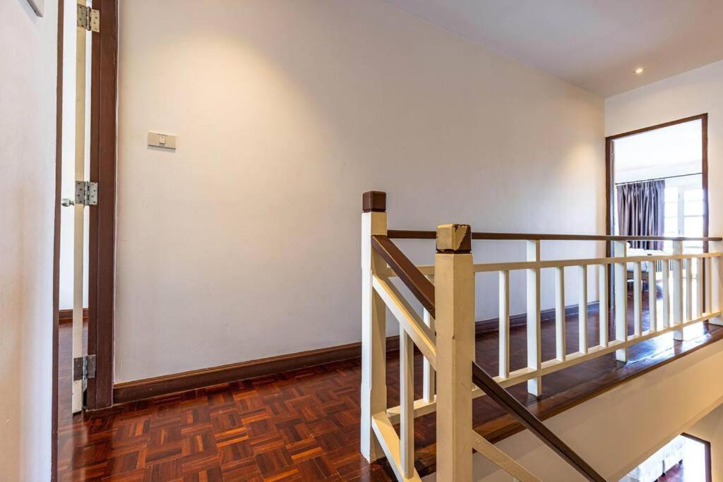 4 Bedroom Townhouse In Great Location! Huahin Kültér fotó