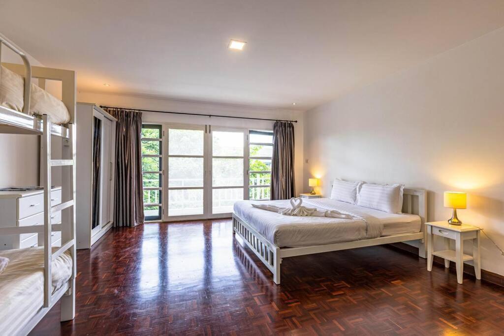 4 Bedroom Townhouse In Great Location! Huahin Kültér fotó