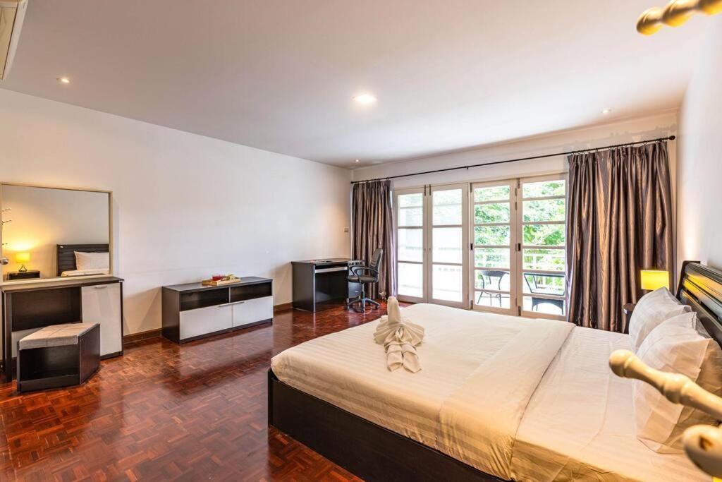 4 Bedroom Townhouse In Great Location! Huahin Kültér fotó